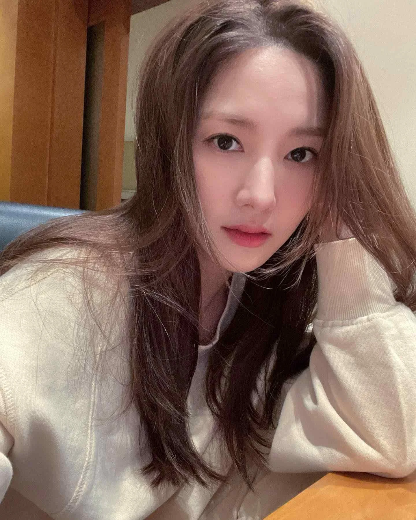Park Min Young - park-min-young-sexy-45.webp